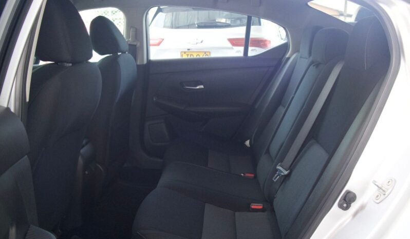 
								Nissan sentra advance full									