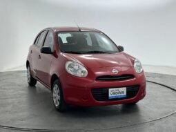 
										Nissan March full									