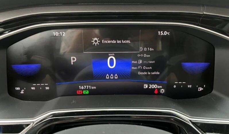 
								Volkswagen Tiguan full									