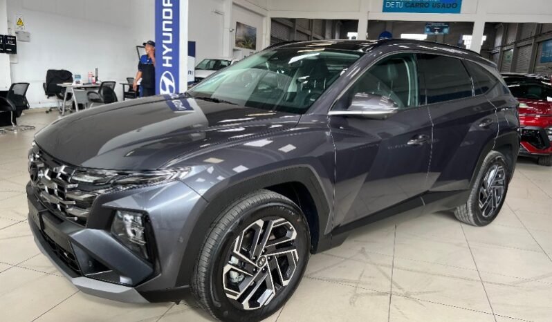 
								Hyundai TUCSON HIBRIDA 4X2 LIMITED full									