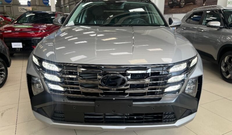 
								Hyundai TUCSON HIBRIDA 4X2 LIMITED full									