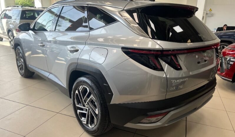 
								Hyundai TUCSON HIBRIDA 4X2 LIMITED full									
