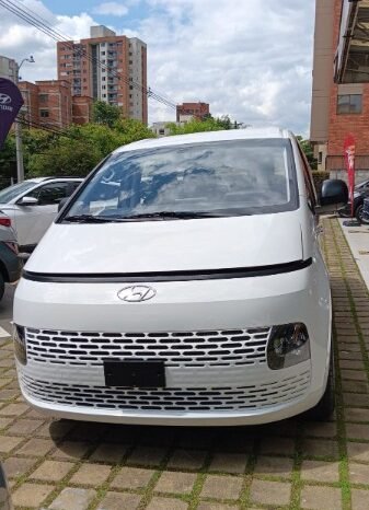 
								Hyundai STARIA PASAJEROS full									