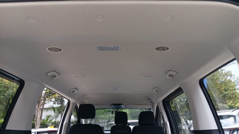 
								Hyundai STARIA PASAJEROS full									