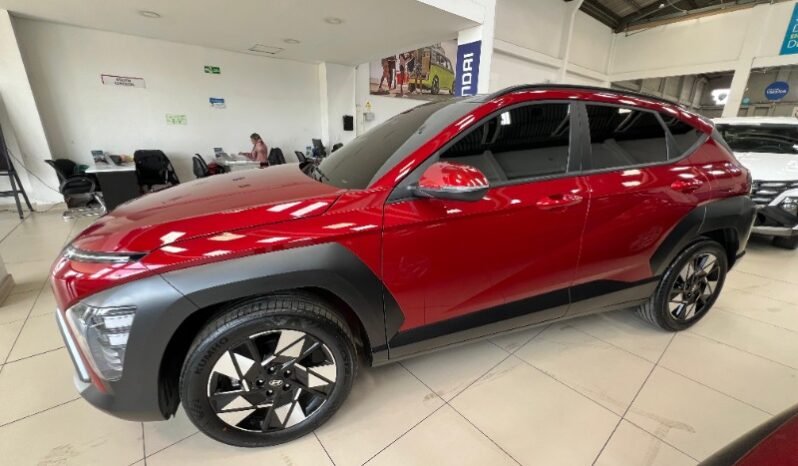 
								Hyundai KONA LIMITED HIBRIDO full									