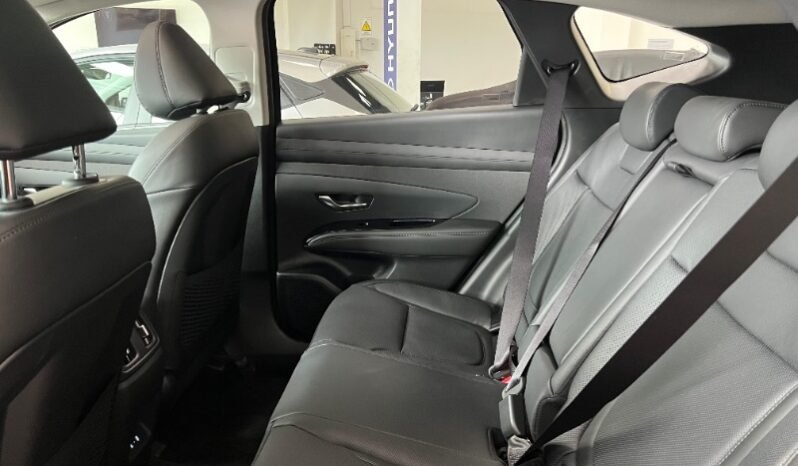 
								Hyundai TUCSON PREMIUM 4X2 full									