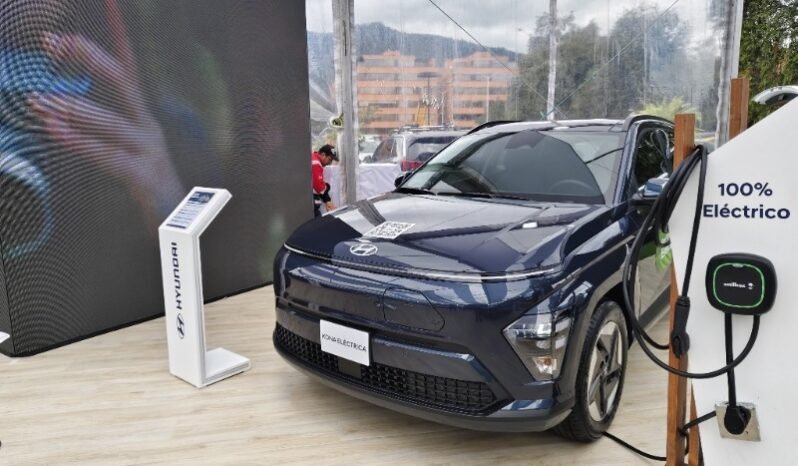 
								Hyundai kona electrica full									