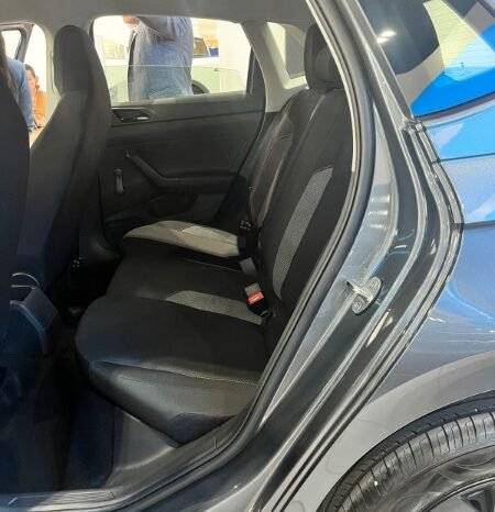 
								Volkswagen polo track full									