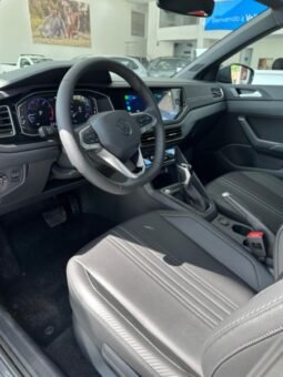 
										Volkswagen Nivus full									