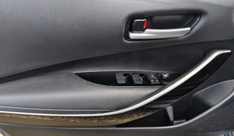 
Toyota corolla hibrido full									