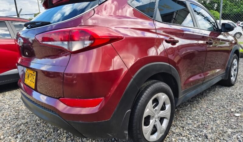 
								Hyundai TUCSON full									