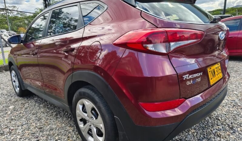 
								Hyundai TUCSON full									