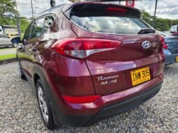 
										Hyundai TUCSON full									