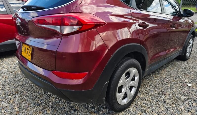
								Hyundai TUCSON full									