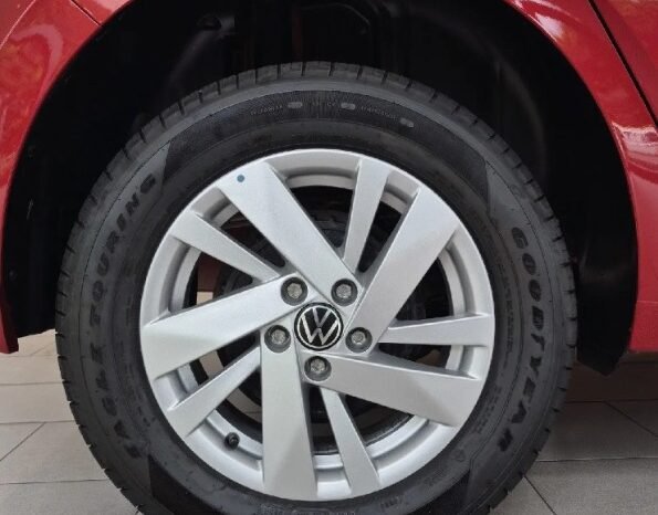 
								Volkswagen Polo full									