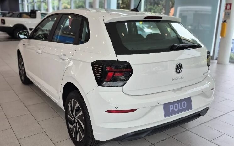 
								Volkswagen Polo full									