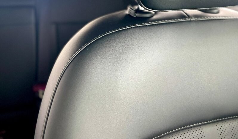 
								Hyundai Kona ICE Premium Gasolina full									