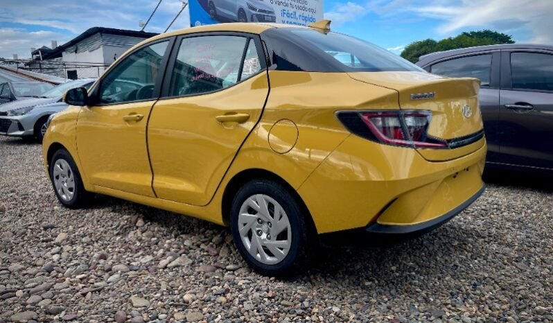 
								Hyundai Grand Metro Taxi sedan full									