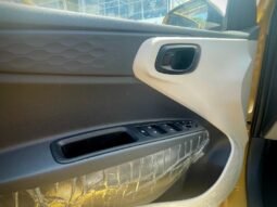 
										Hyundai Grand Metro Taxi sedan full									