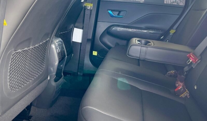 
								Hyundai Kona Hibrida Premium HEV full									