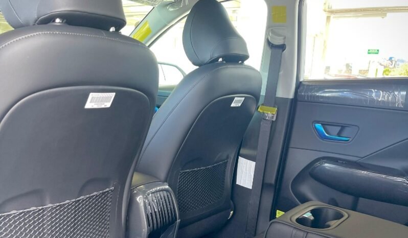 
								Hyundai Kona Hibrida Premium HEV full									