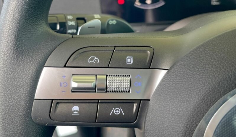 
								Hyundai Kona Hibrida Premium HEV full									