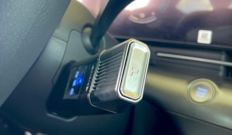
								Hyundai Kona Hibrida Premium HEV full									