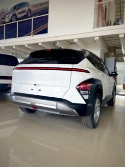 
										Hyundai Kona Hibrida Premium HEV full									