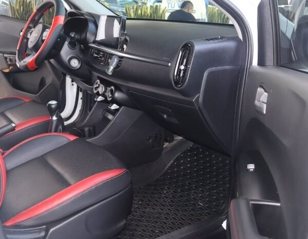 
								Kia picanto gt line full									