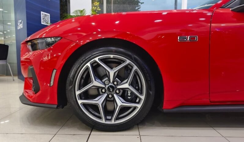 
								Ford Mustang GT 2025 full									