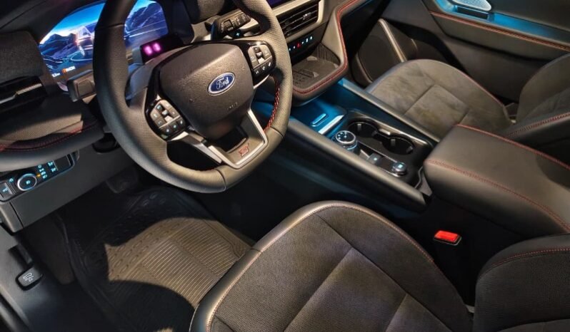 
								Ford explorer ST full									