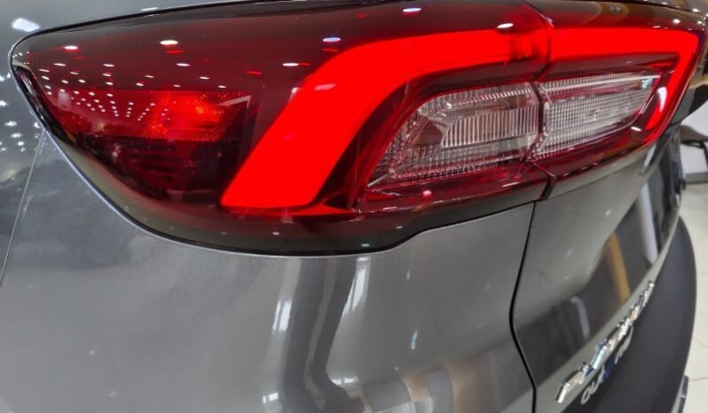 
								Ford escape platinum full									