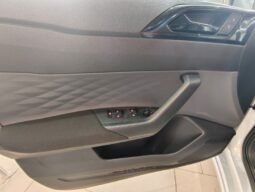 
										Volkswagen Polo full									