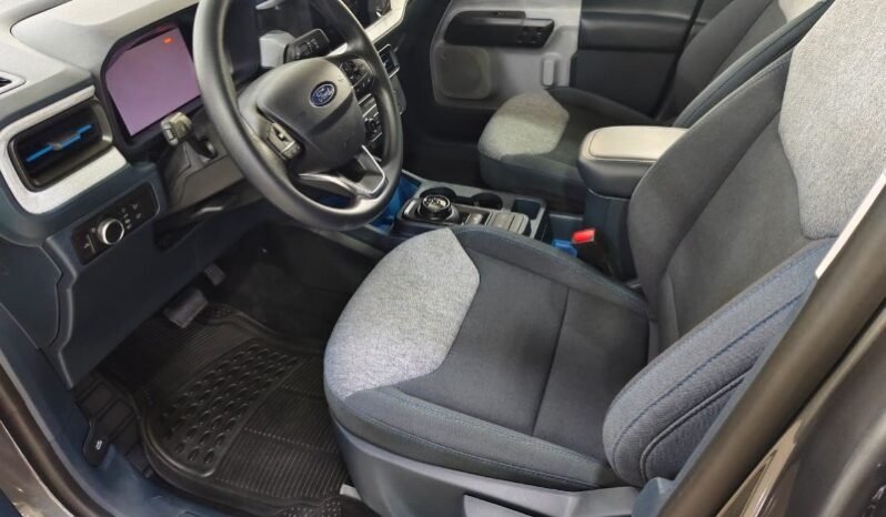 
								Ford Maverick full									