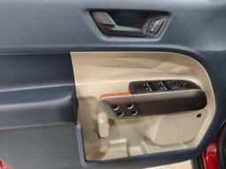 
										Ford Maverick Lariat full									