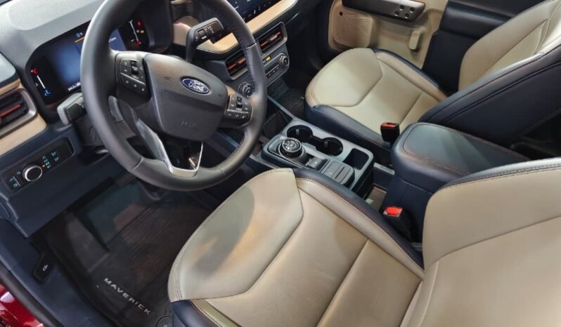 
								Ford Maverick Lariat full									