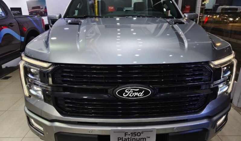
								Ford F-150 PLATINUM full									
