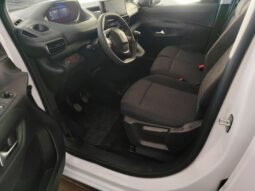 
										Peugeot Partner full									
