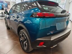 
										Peugeot 2008 Style Turbo full									