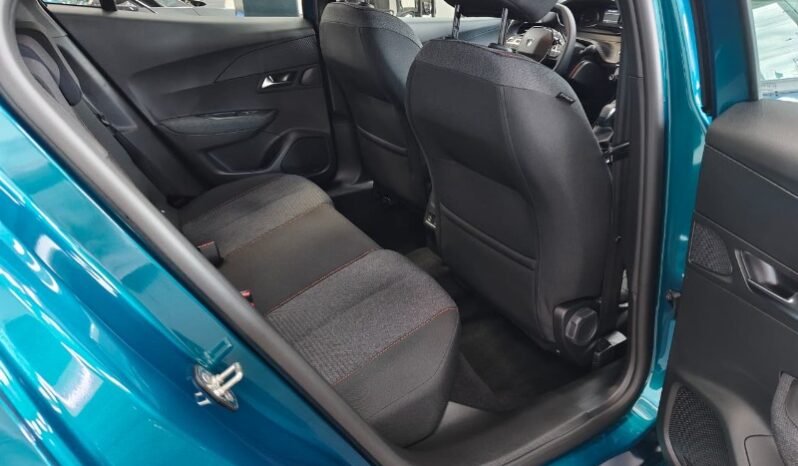 
								Peugeot 2008 Style Turbo full									
