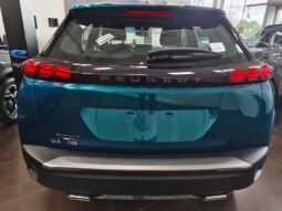 
										Peugeot 2008 Style Turbo full									