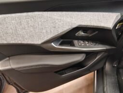 
										Peugeot 5008 full									