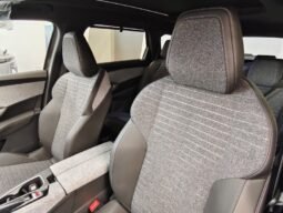 
										Peugeot 5008 full									