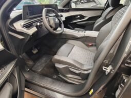 
										Peugeot 5008 full									