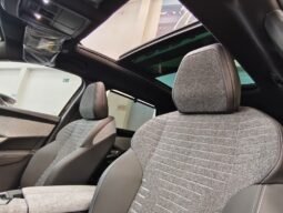 
										Peugeot 5008 full									