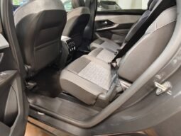 
										Peugeot 5008 full									