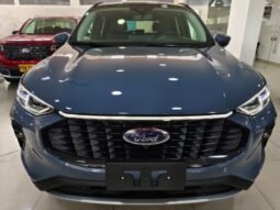 
										Ford escape platinum full									