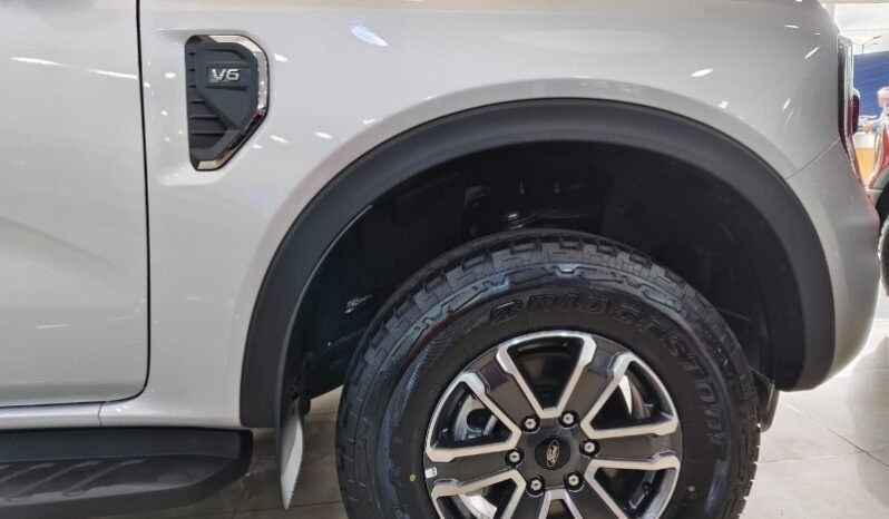 
								Ford Ranger XLT V6 4X4 full									