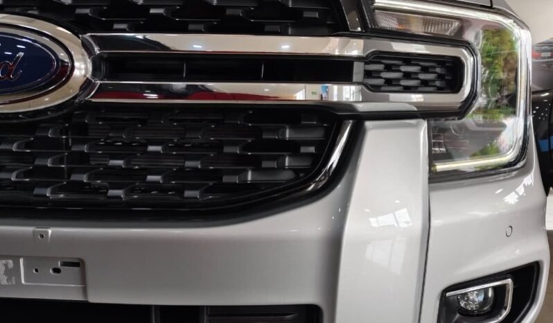 
								Ford Ranger XLT V6 4X4 full									