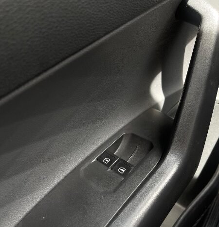 
								Volkswagen polo track full									